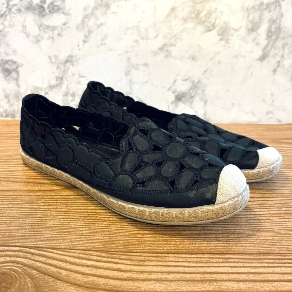 Sofia Black Cutout Vegan Leather Floral Cutout Espadrille Flats Loafers Size 6